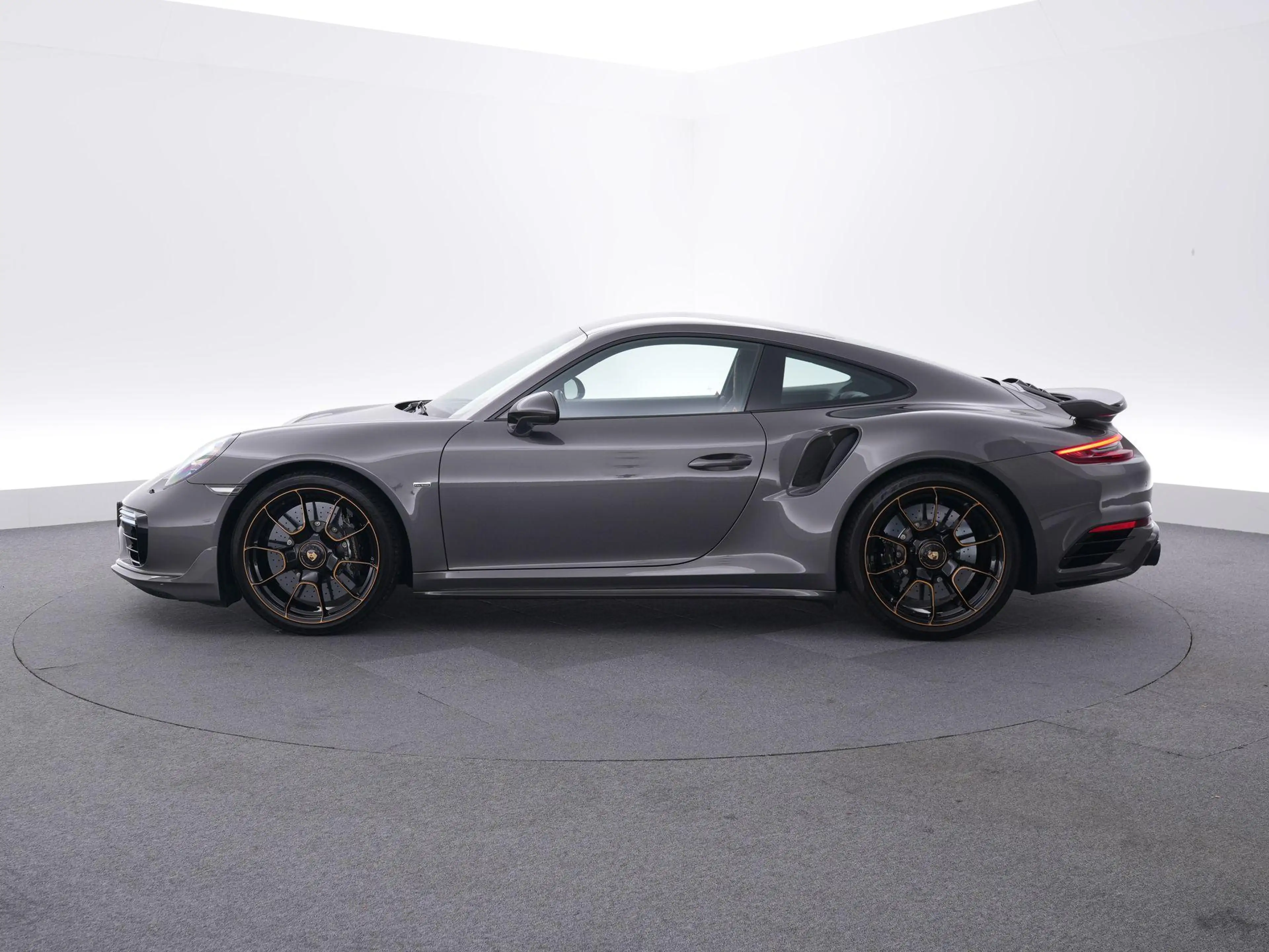 Porsche 991 3.8 Turbo S Exclusive Series — photo 2