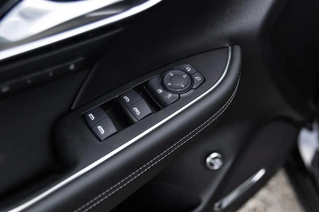 Buick Envision снимка Buick Envision
