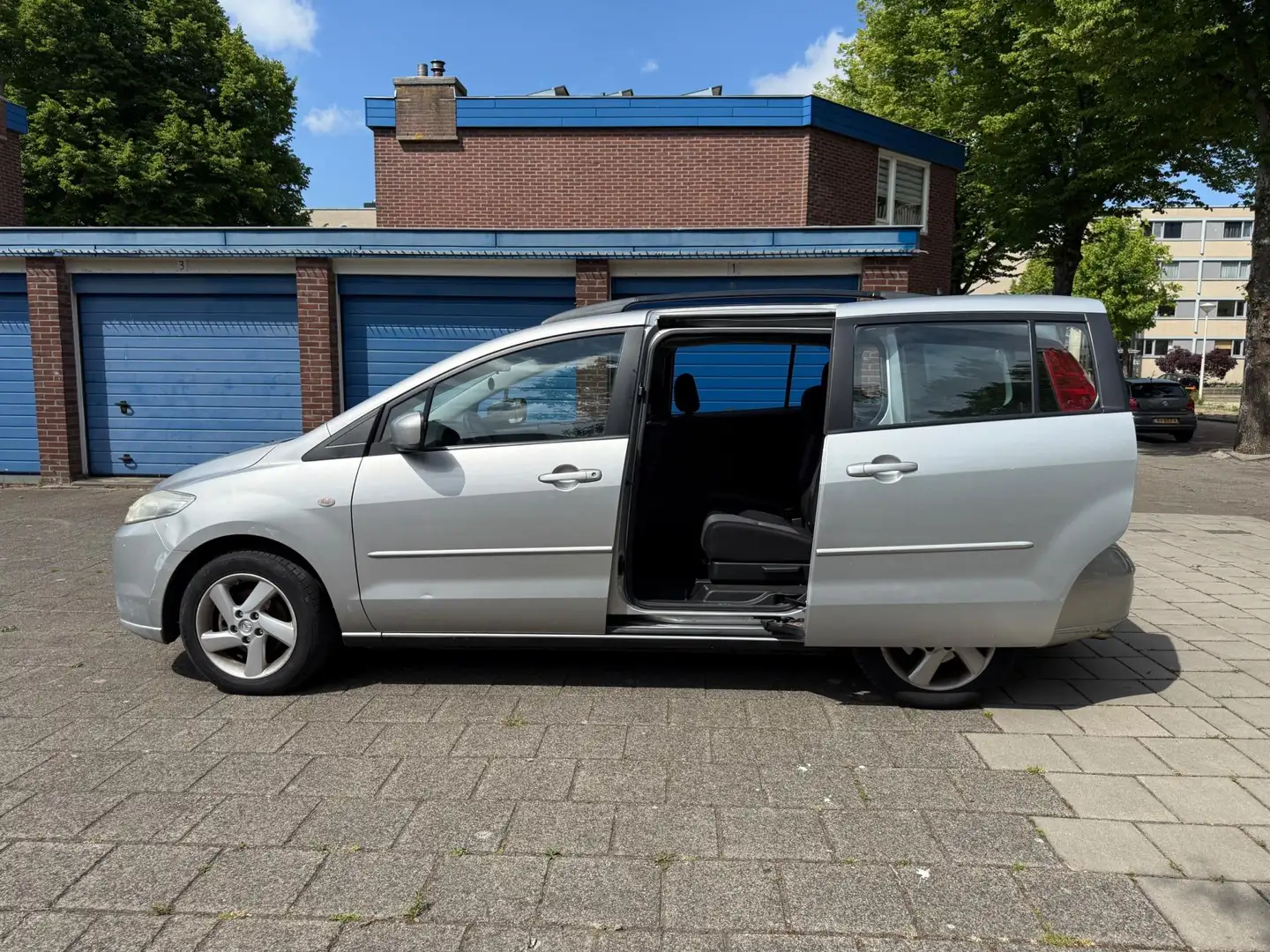 Mazda 5 1.8 Touring 7pers Airco Cruise Trekhaak Grijs - 2