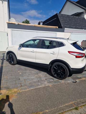 Nissan Qashqai 1.6 dCi TEKNA