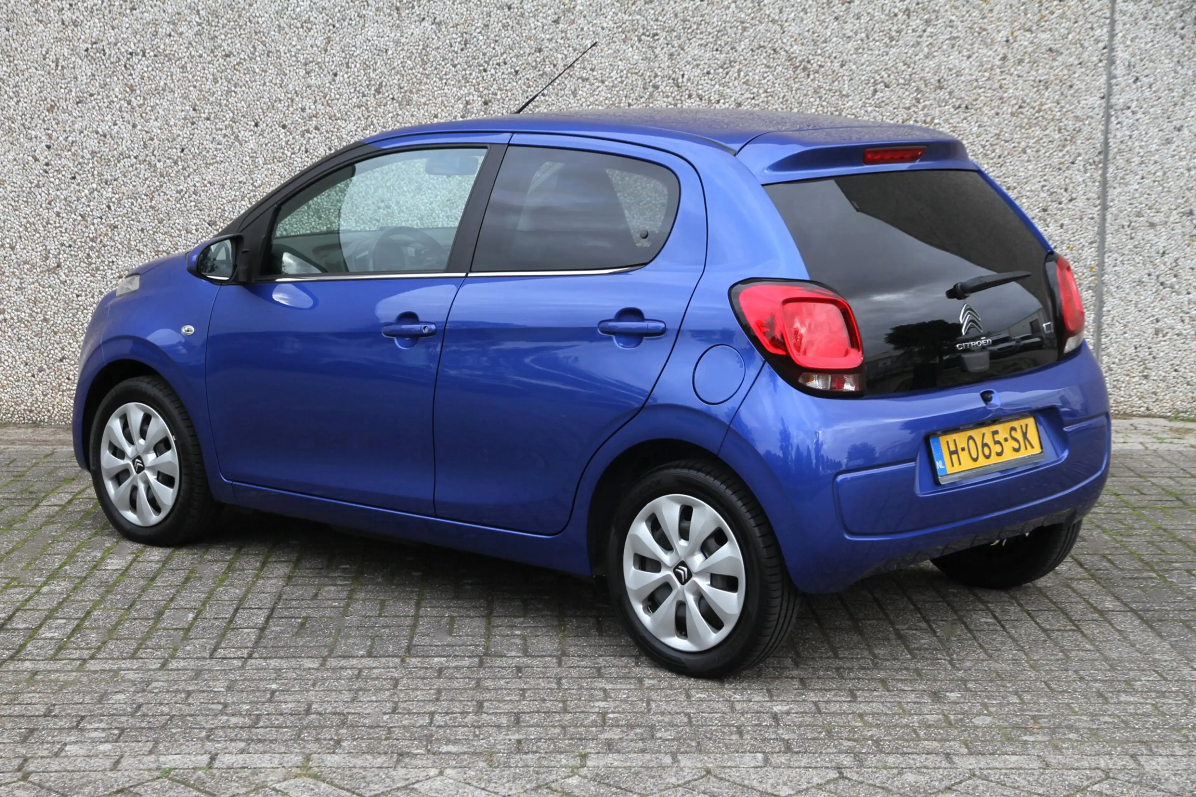Citroen C1 1.0 VTi Shine / Apple car play / Airco / Achteruit — photo 8