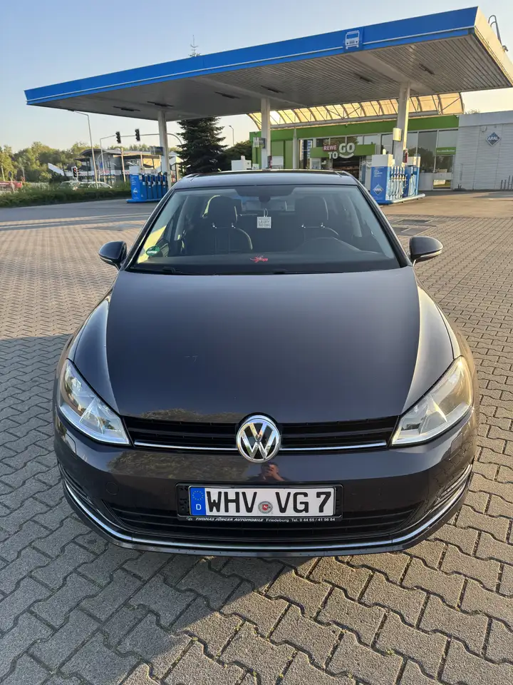 Volkswagen Golf 1.6 TDI BlueMotion Technology DSG Trendline — photo 1 of 14