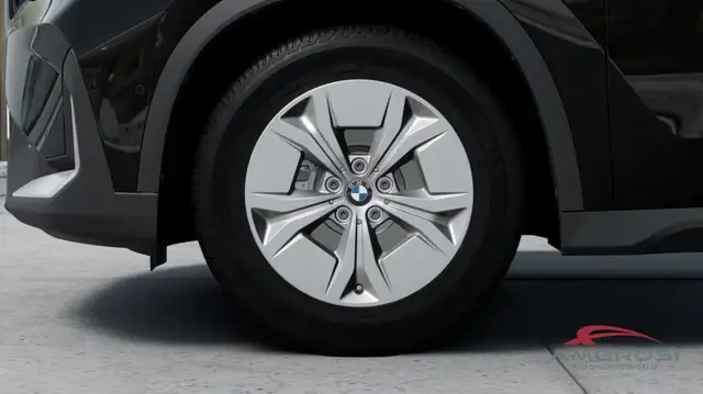 BMW Ix1 view 8