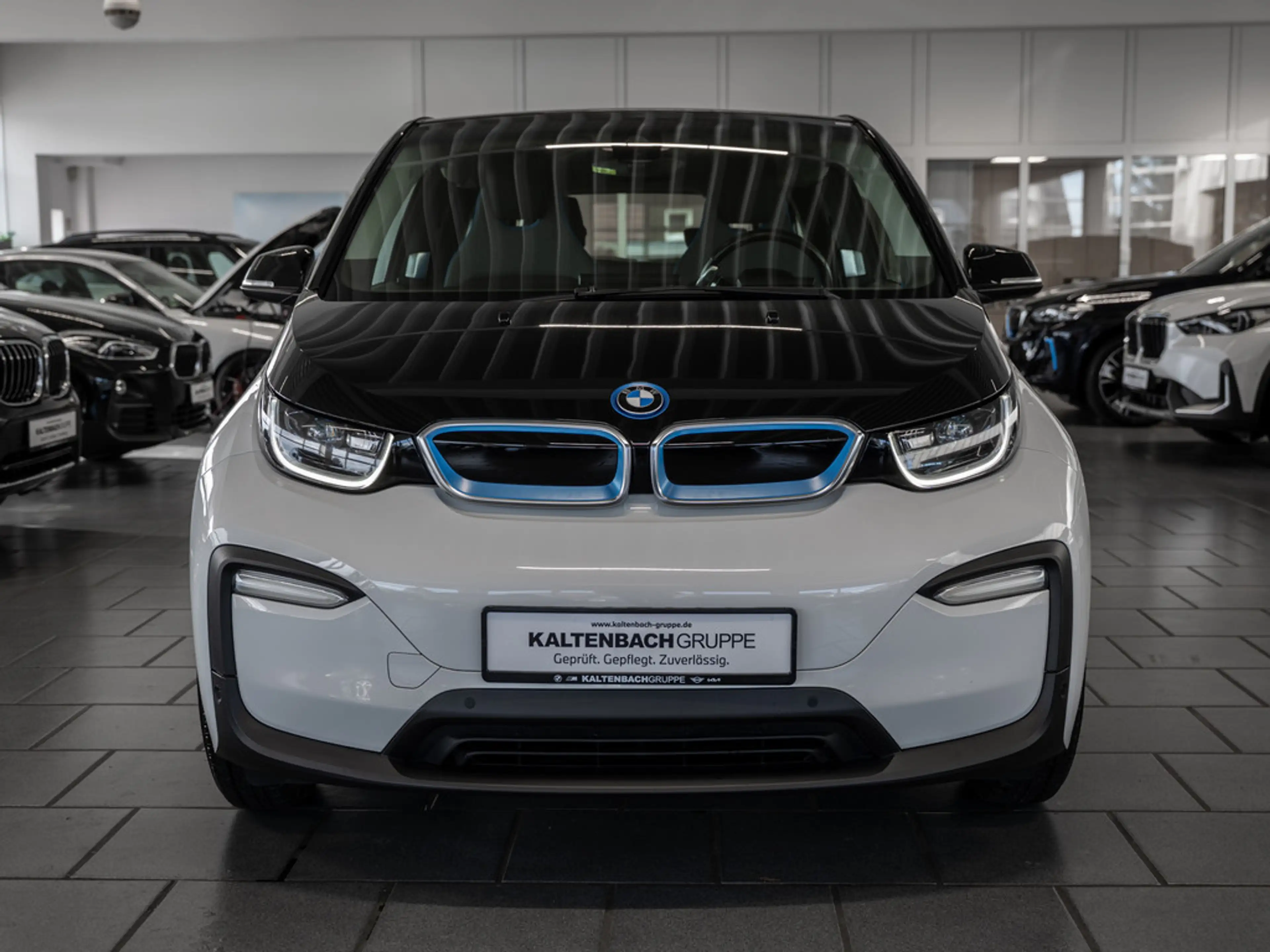 BMW i3 LED NAVI KAMERA SHZ PDC KLIMA KLIMA — photo 3