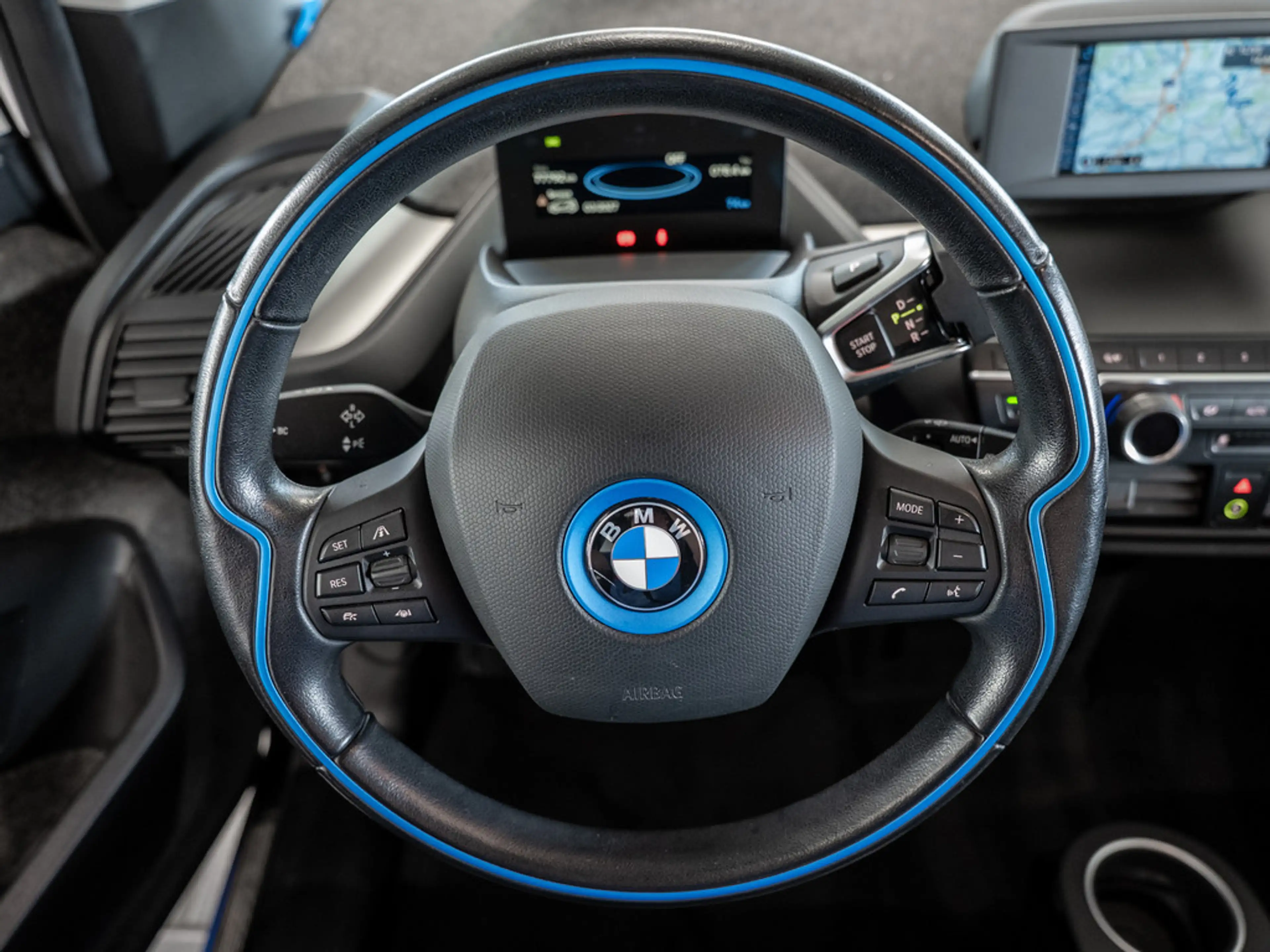 BMW i3 LED NAVI KAMERA SHZ PDC KLIMA KLIMA — photo 12