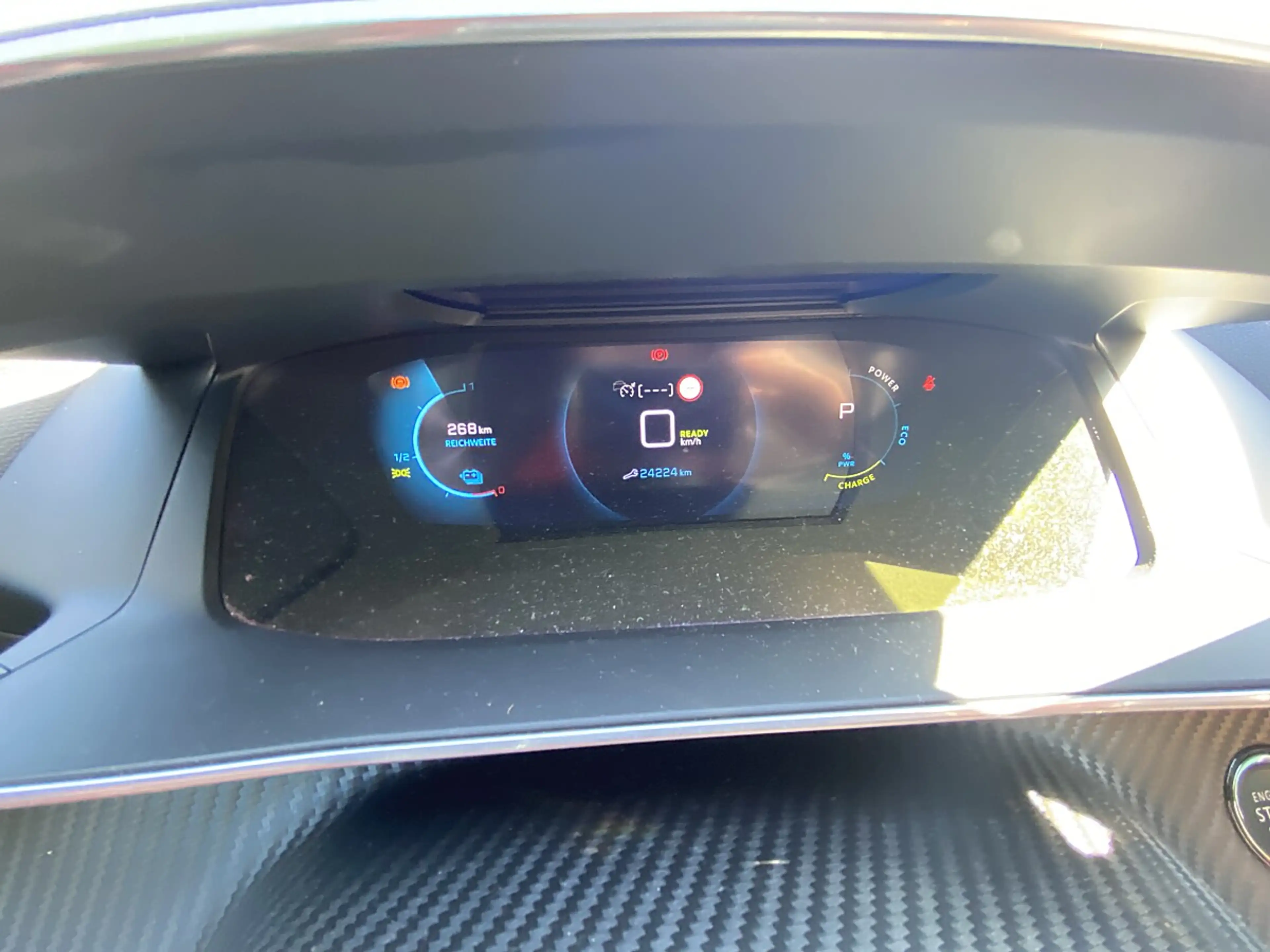 Peugeot e-2008 2008 Elektromotor (e-)GT Pack 50 kWh — photo 10