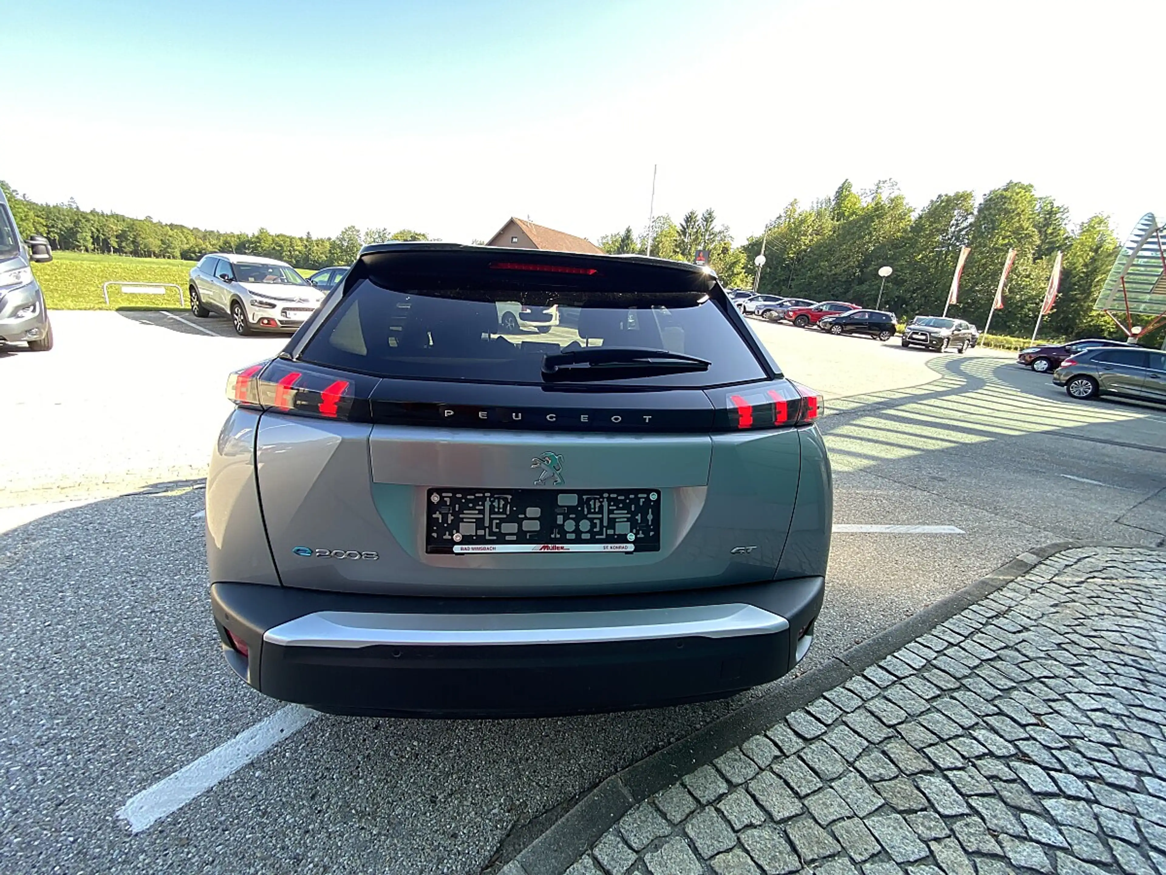 Peugeot e-2008 2008 Elektromotor (e-)GT Pack 50 kWh — photo 5