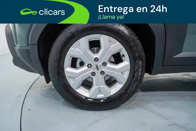 Dacia Duster view 11