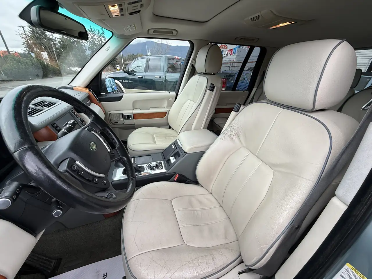 Land Rover Range Rover снимка Land Rover Range Rover