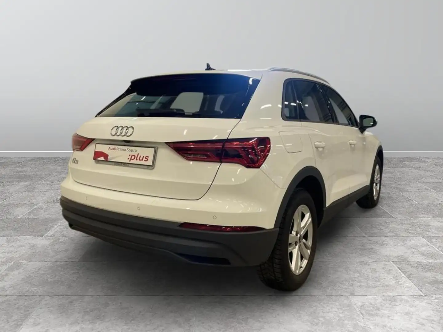 Audi Q3 35 2.0 tdi Business s-tronic Blanc - 2