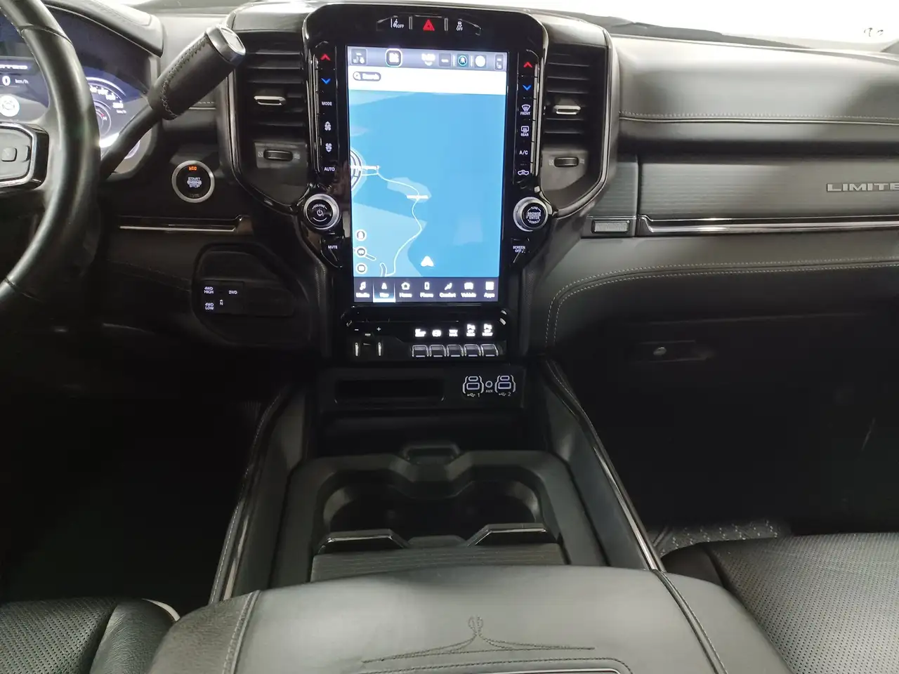 RAM 2500 снимка RAM 2500