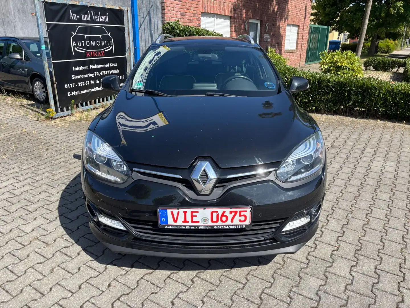 Renault Megane III Grandtour BOSE TÜV NEU NAVI SHZ PDC Noir - 2