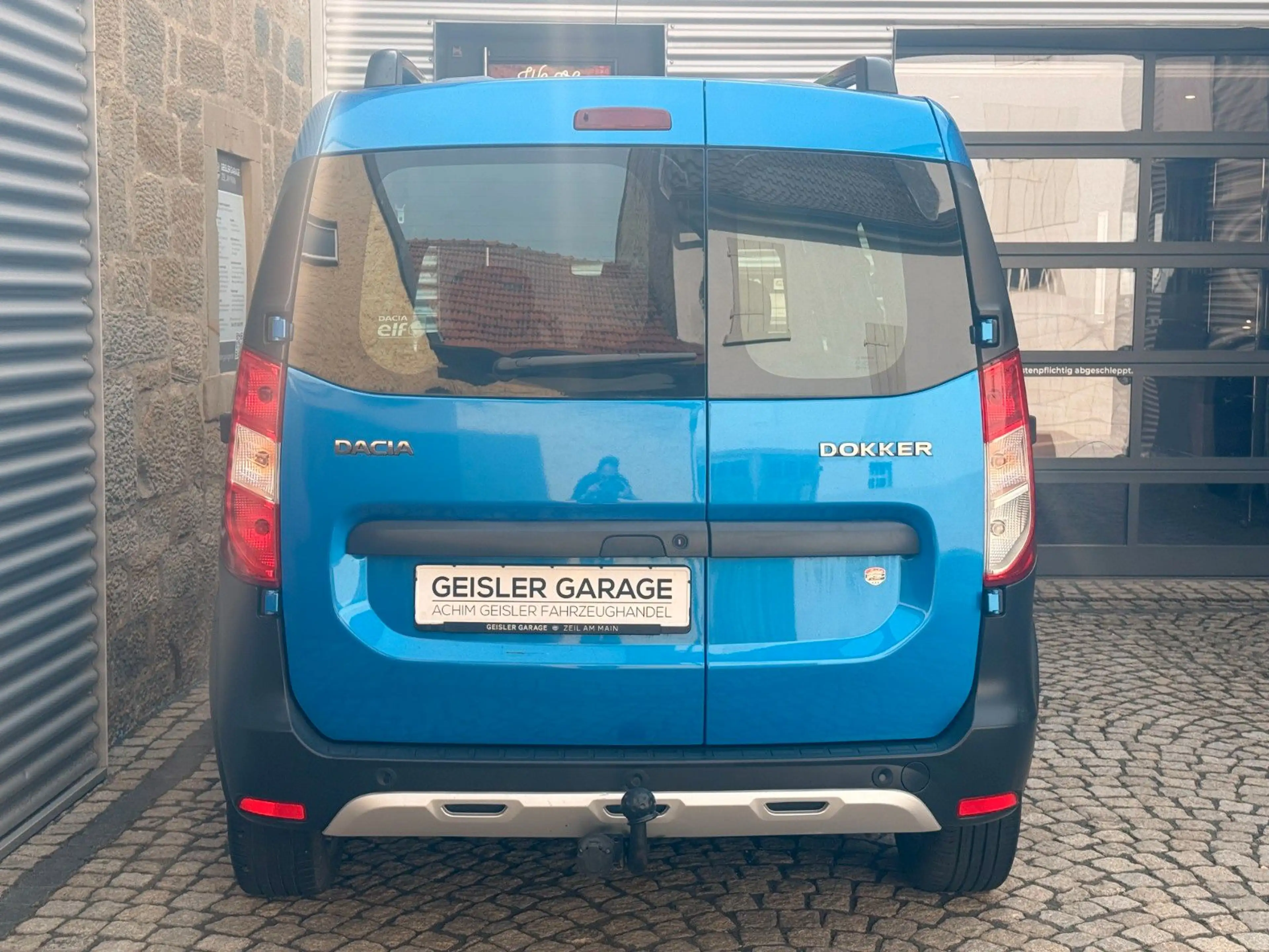 Dacia Dokker 1.2 Stepway Celebration 8xRäder 1.Hand — photo 6