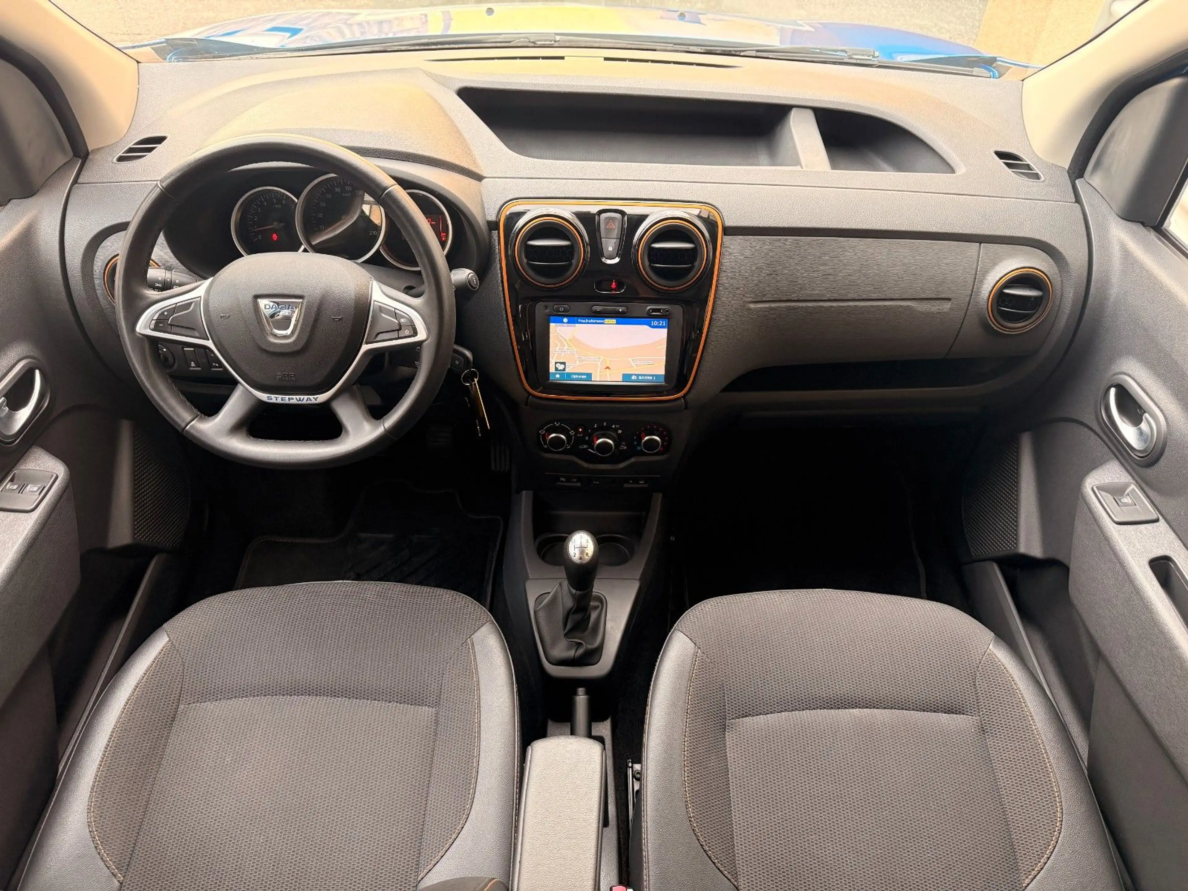 Dacia Dokker 1.2 Stepway Celebration 8xRäder 1.Hand — photo 11