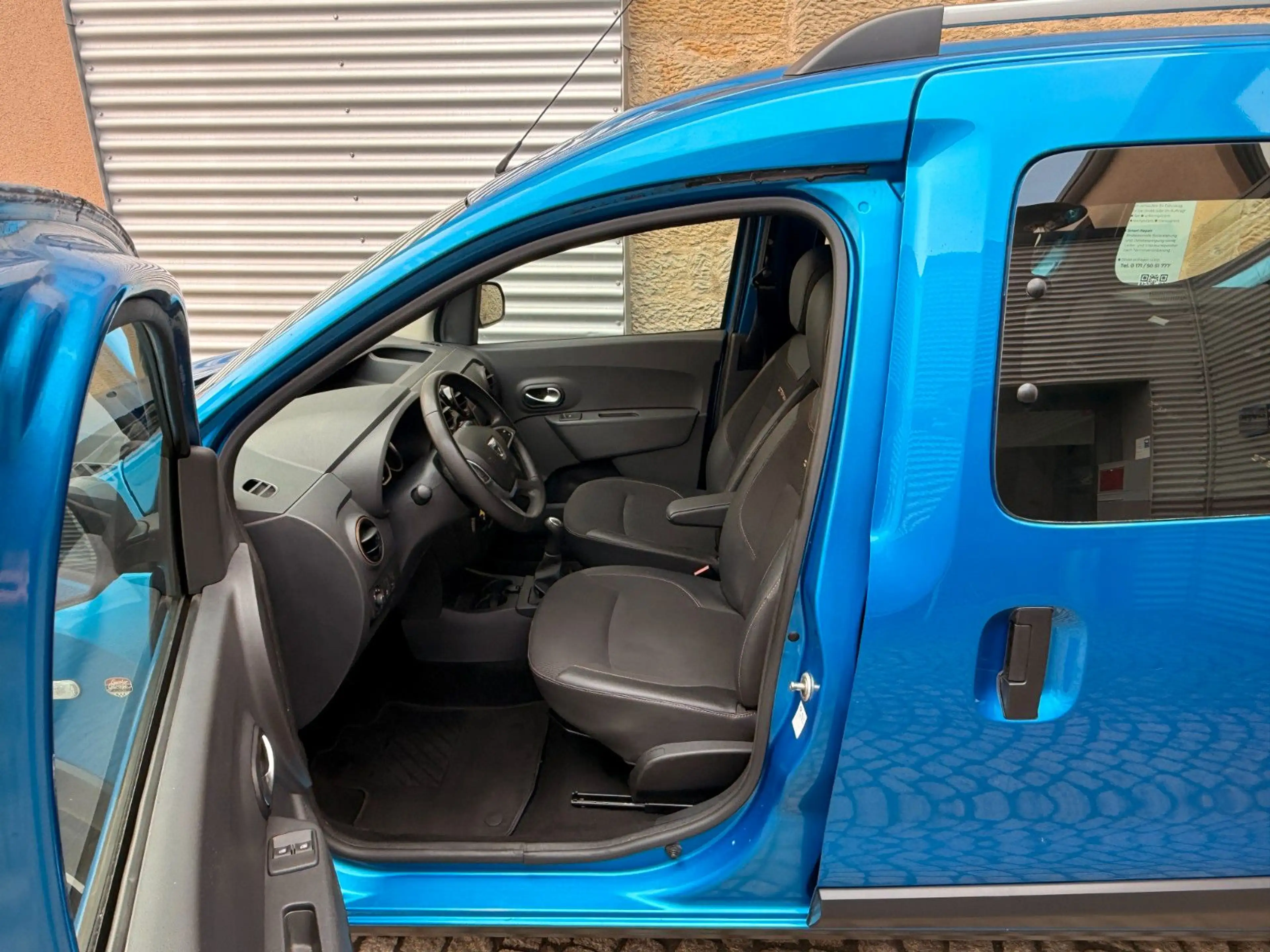 Dacia Dokker 1.2 Stepway Celebration 8xRäder 1.Hand — photo 9