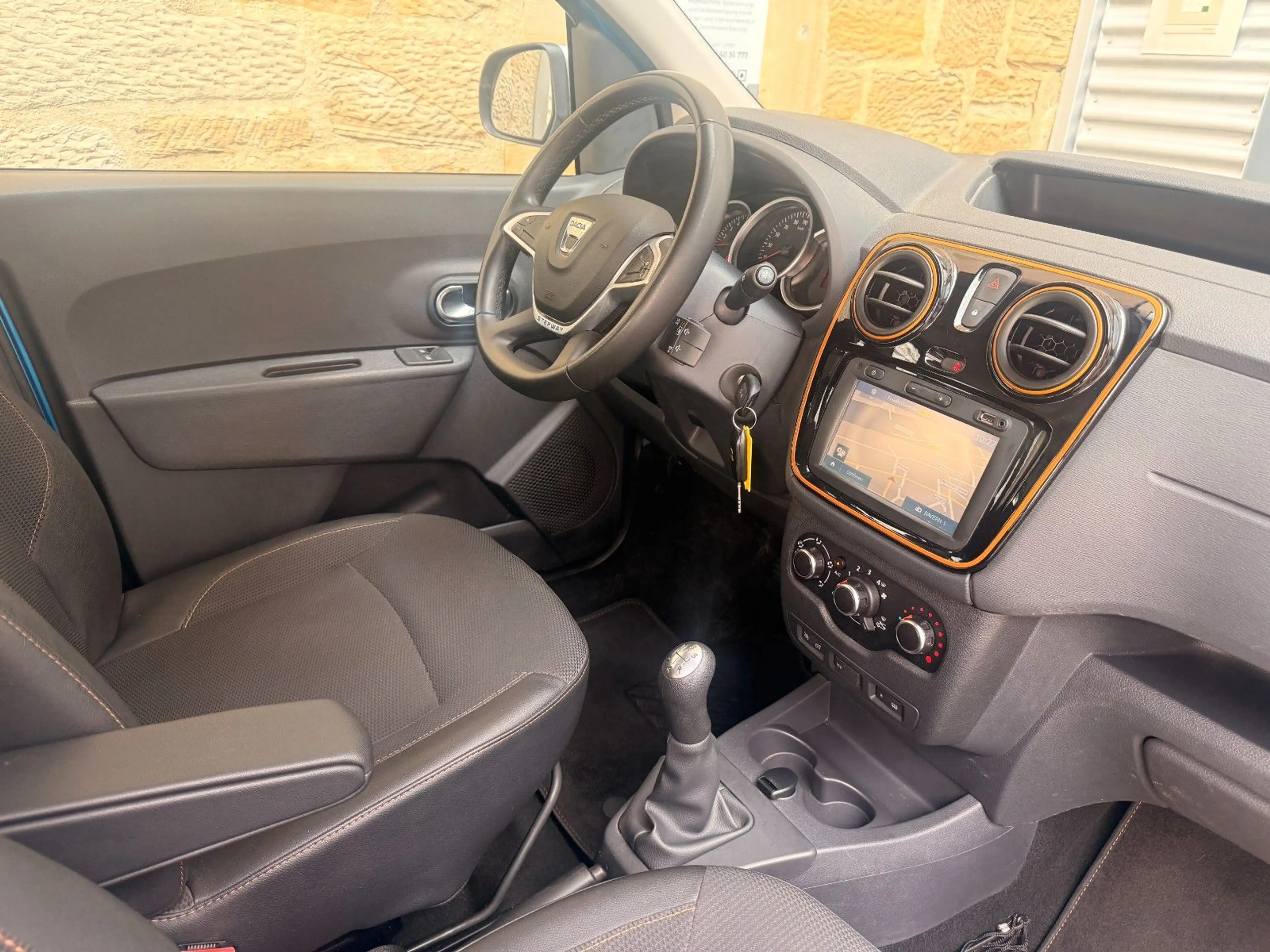 Dacia Dokker 1.2 Stepway Celebration 8xRäder 1.Hand — photo 15