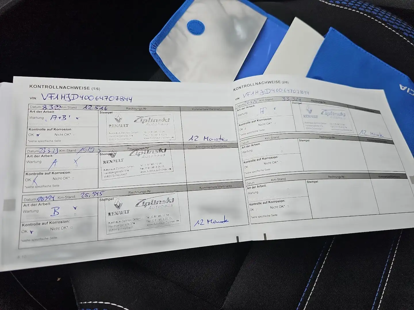 Dacia Duster Celebration 4WD Blau - 2