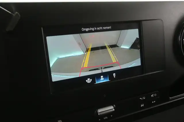 Mercedes-Benz Sprinter view 12