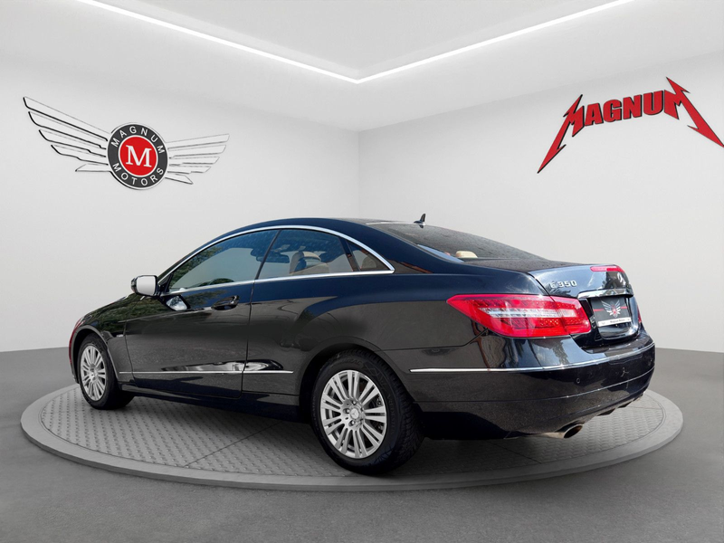 Mercedes-Benz E 350 CGI V6 COUPE BE*Aut.*Leder*Schieb.*Xenon* — photo 4
