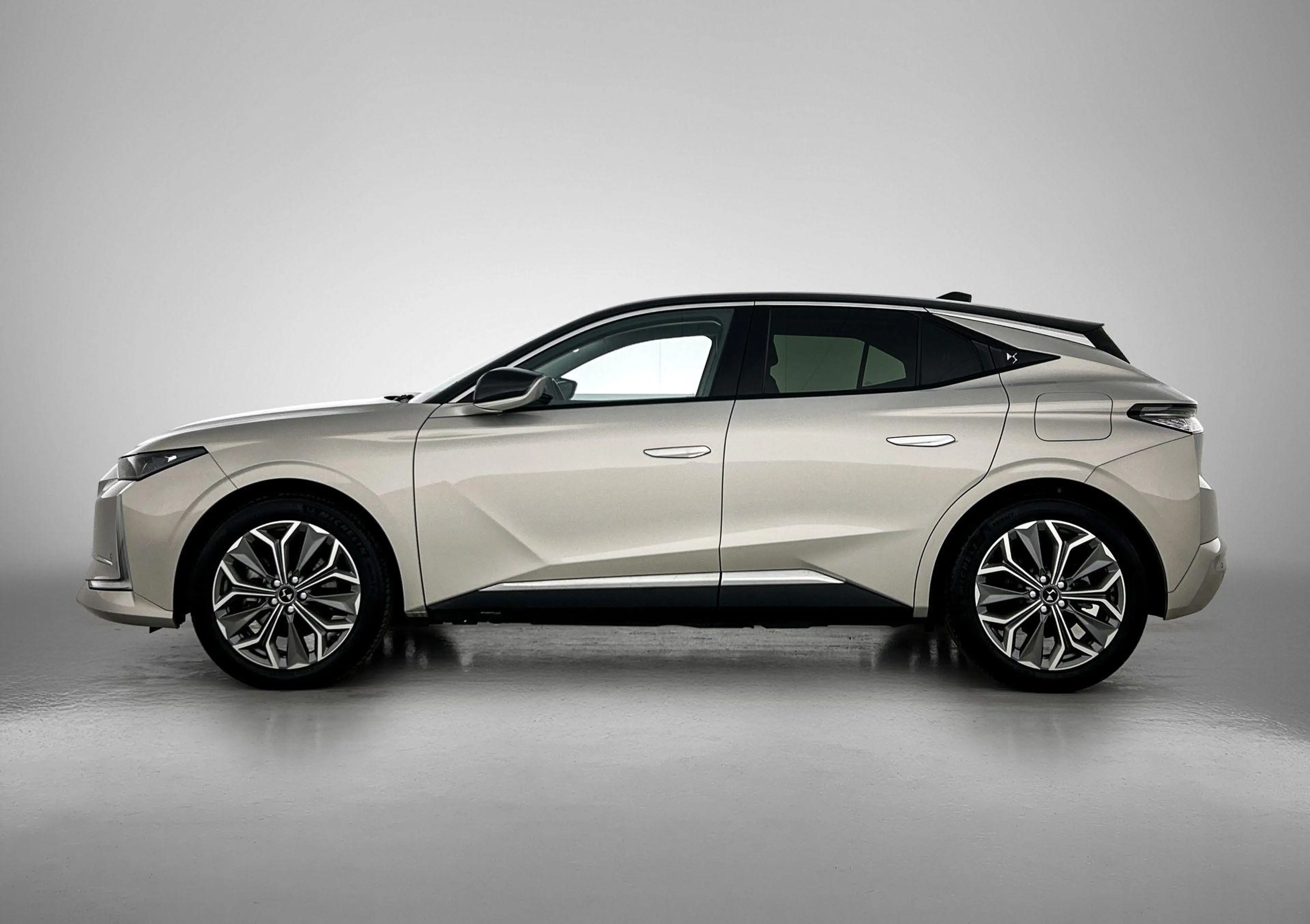 DS Automobiles DS 4 1.6 PHEV Bastille 225pk Automaat | Navigatie | Ele — photo 5