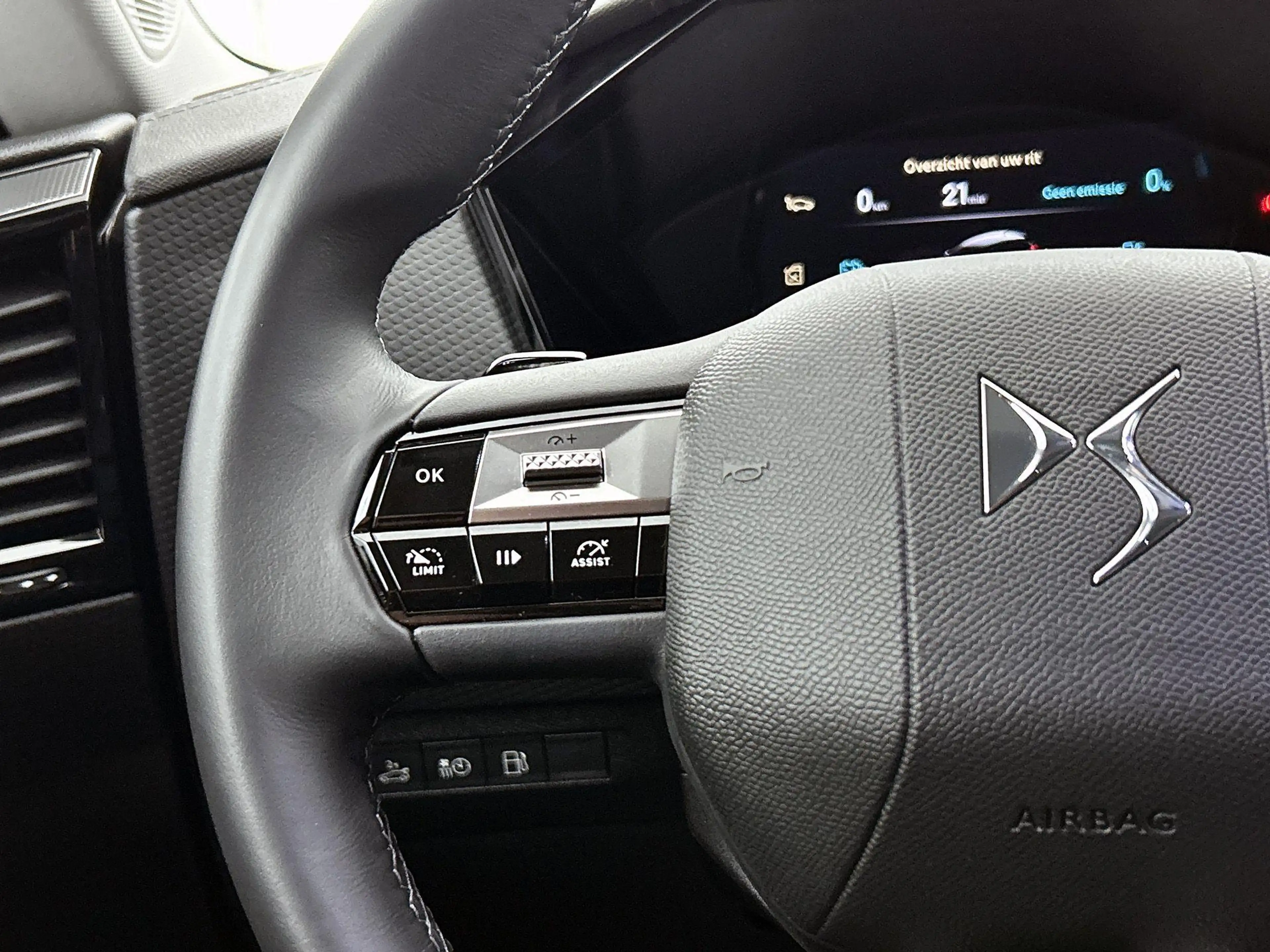 DS Automobiles DS 4 1.6 PHEV Bastille 225pk Automaat | Navigatie | Ele — photo 15