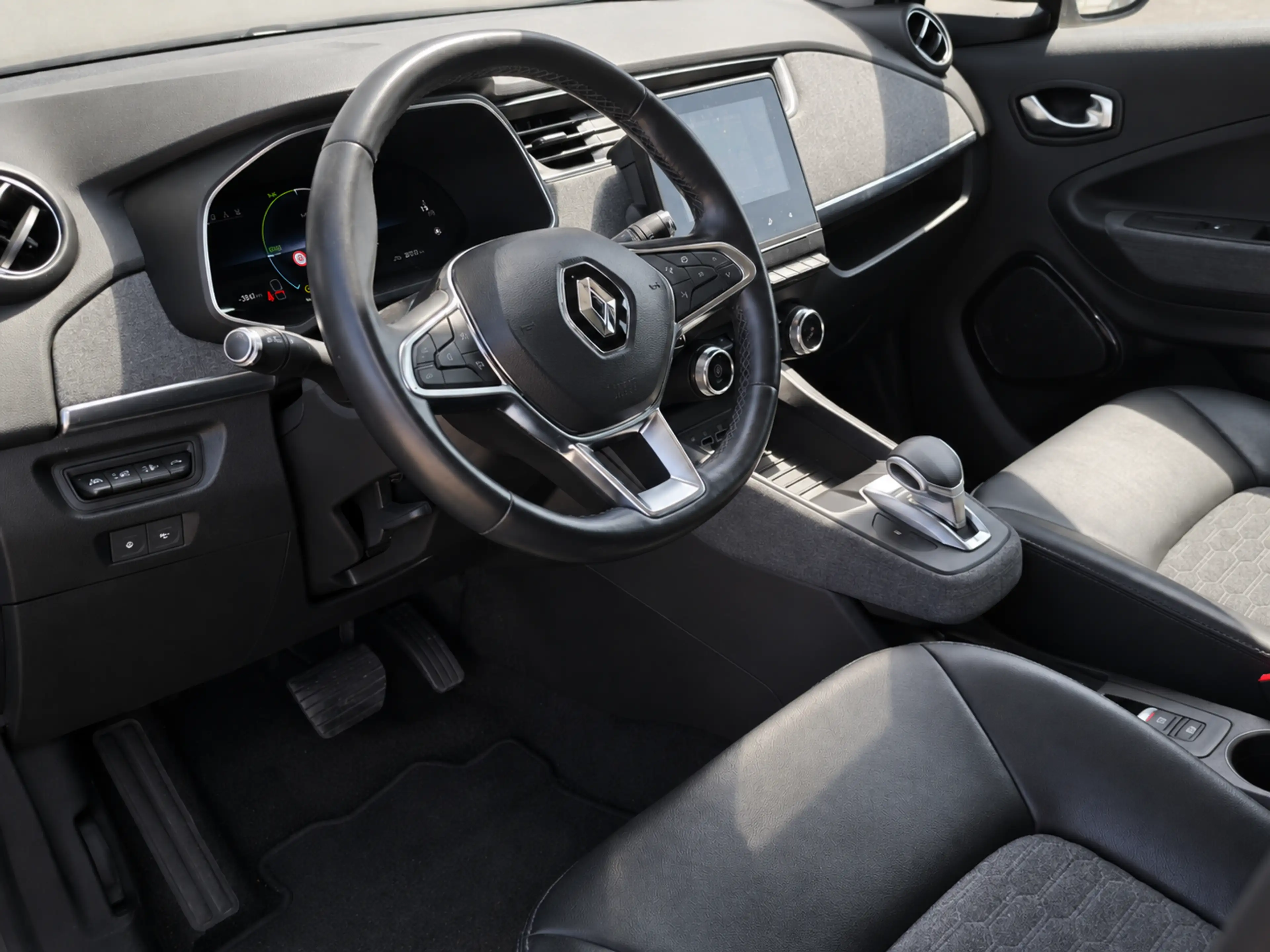 Renault ZOE R135 Intens/Batt.inkl/Totwinkel/Kamera/Nav — photo 6