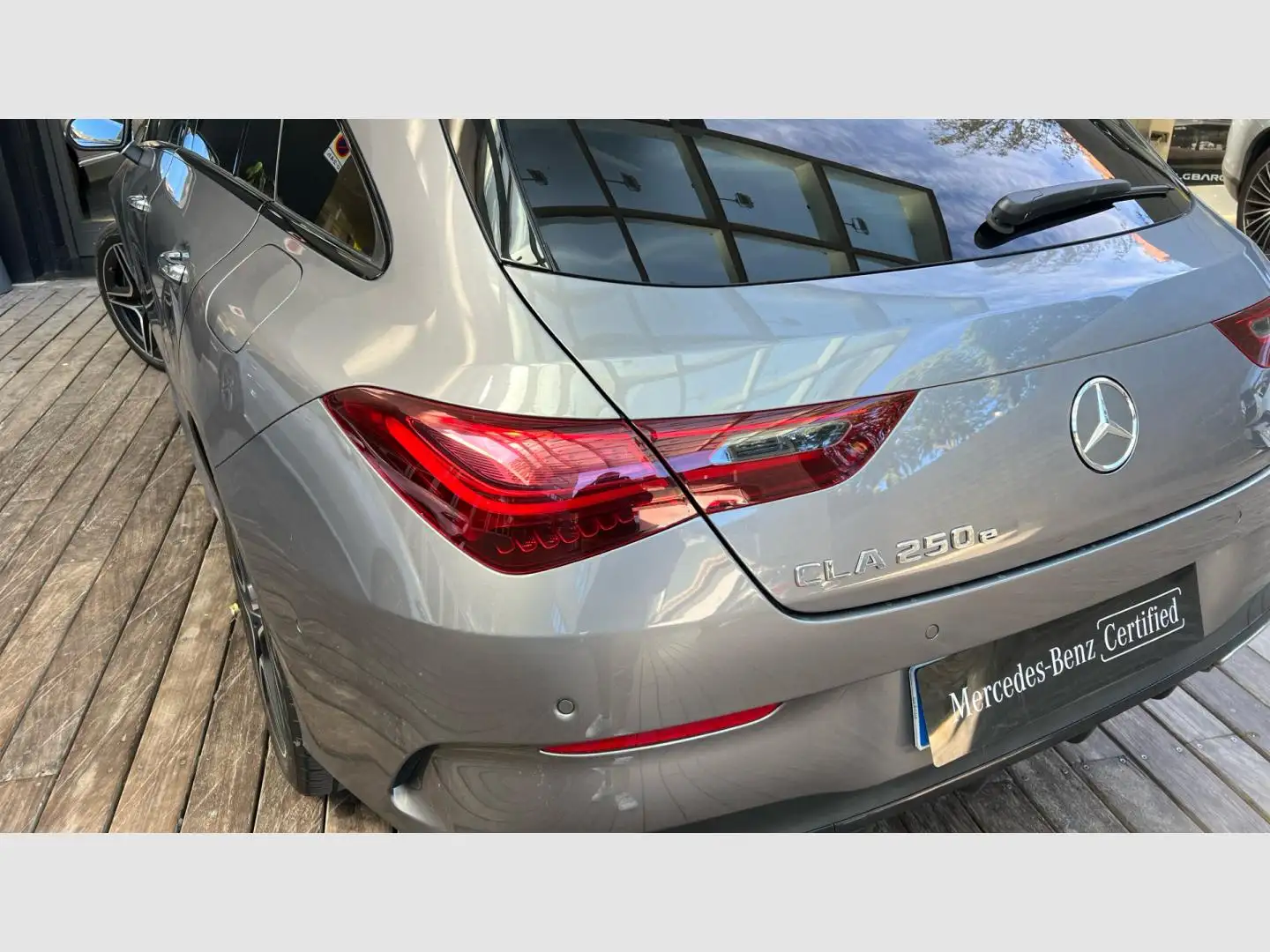 Mercedes-Benz CLA 250 e SB AMG Line (EURO 6d) Gris - 2