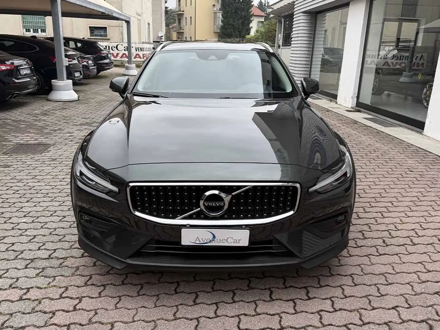 Volvo V60 Cross Country 2.0 b4 awd Business Pro IVA ESP UNICO PROPRIETARIO Grigio - 2