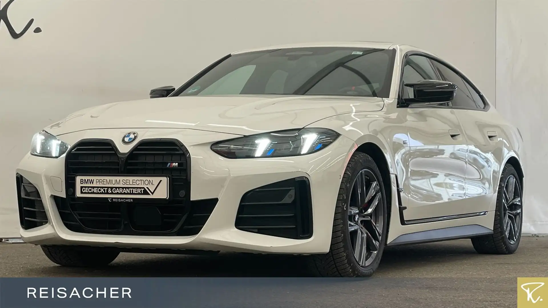 BMW Sonstige M440i A xDr. Gan Coupé MSport AHK LCPro HUD 360° Weiß - 1