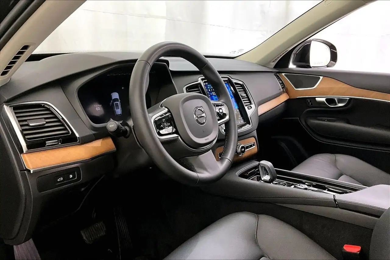 Volvo XC90 снимка Volvo XC90