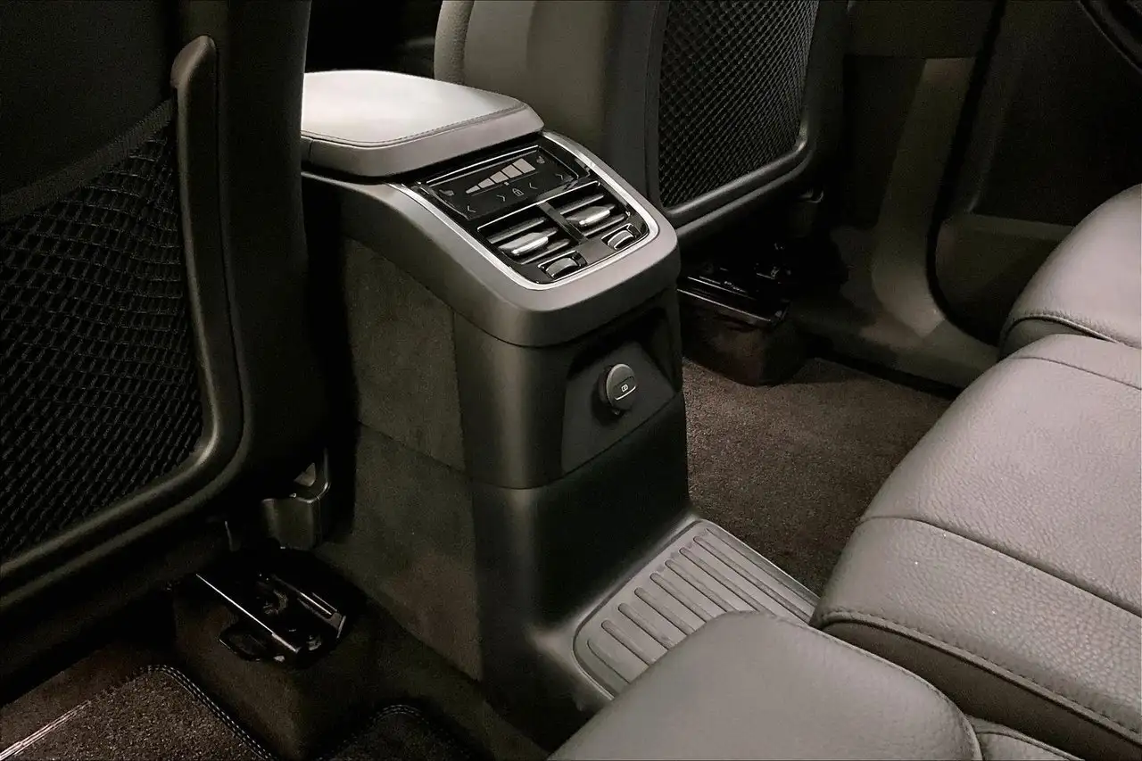 Volvo XC90 снимка Volvo XC90