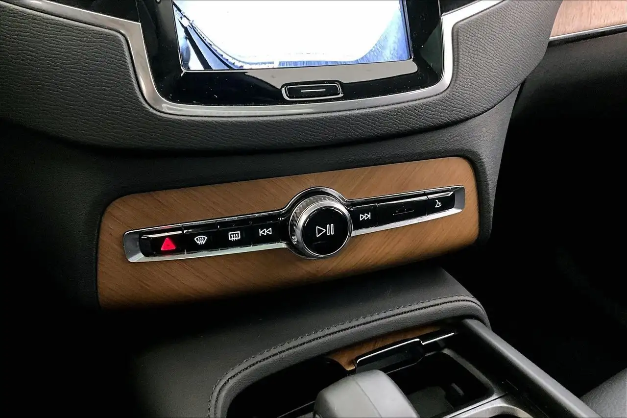 Volvo XC90 снимка Volvo XC90