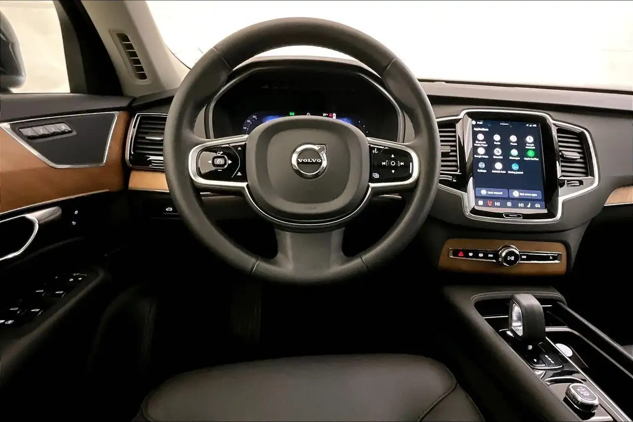 Volvo XC90 снимка Volvo XC90