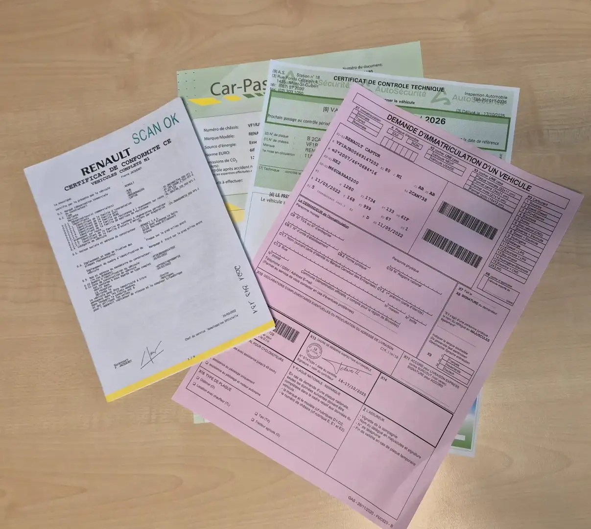 Renault Captur 1.0 TCe*CarPlay* 233€ PAR MOIS SANS ACOMPTE Gris - 2