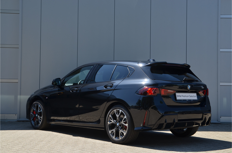 BMW 120 1 Serie M Sport Automaat / Sportstoelen / Adaptiev — photo 4