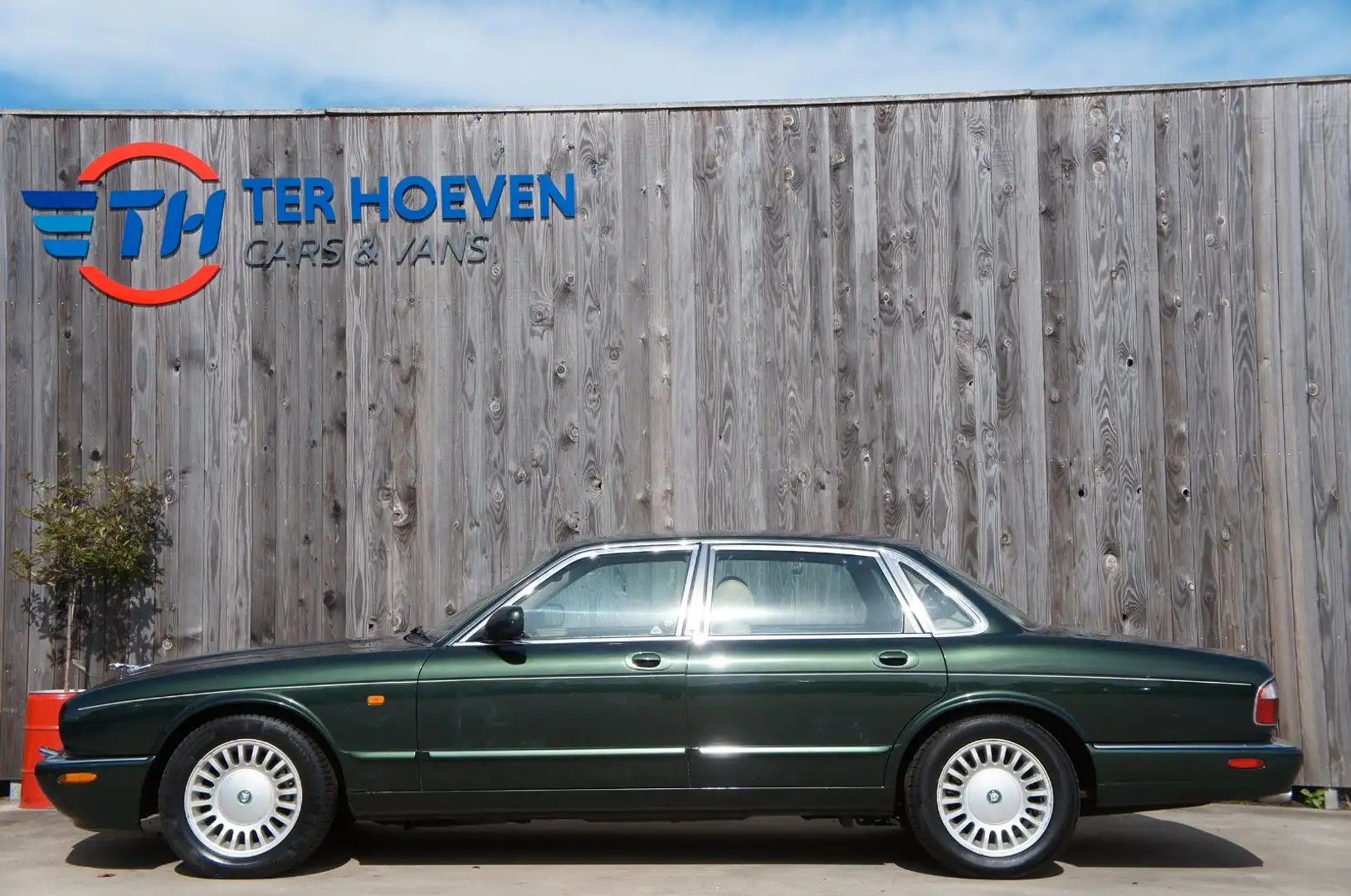 Jaguar XJ 4.0 V8 Sovereign Klima Sitzheiz. Tempom 209KW Verde - 1