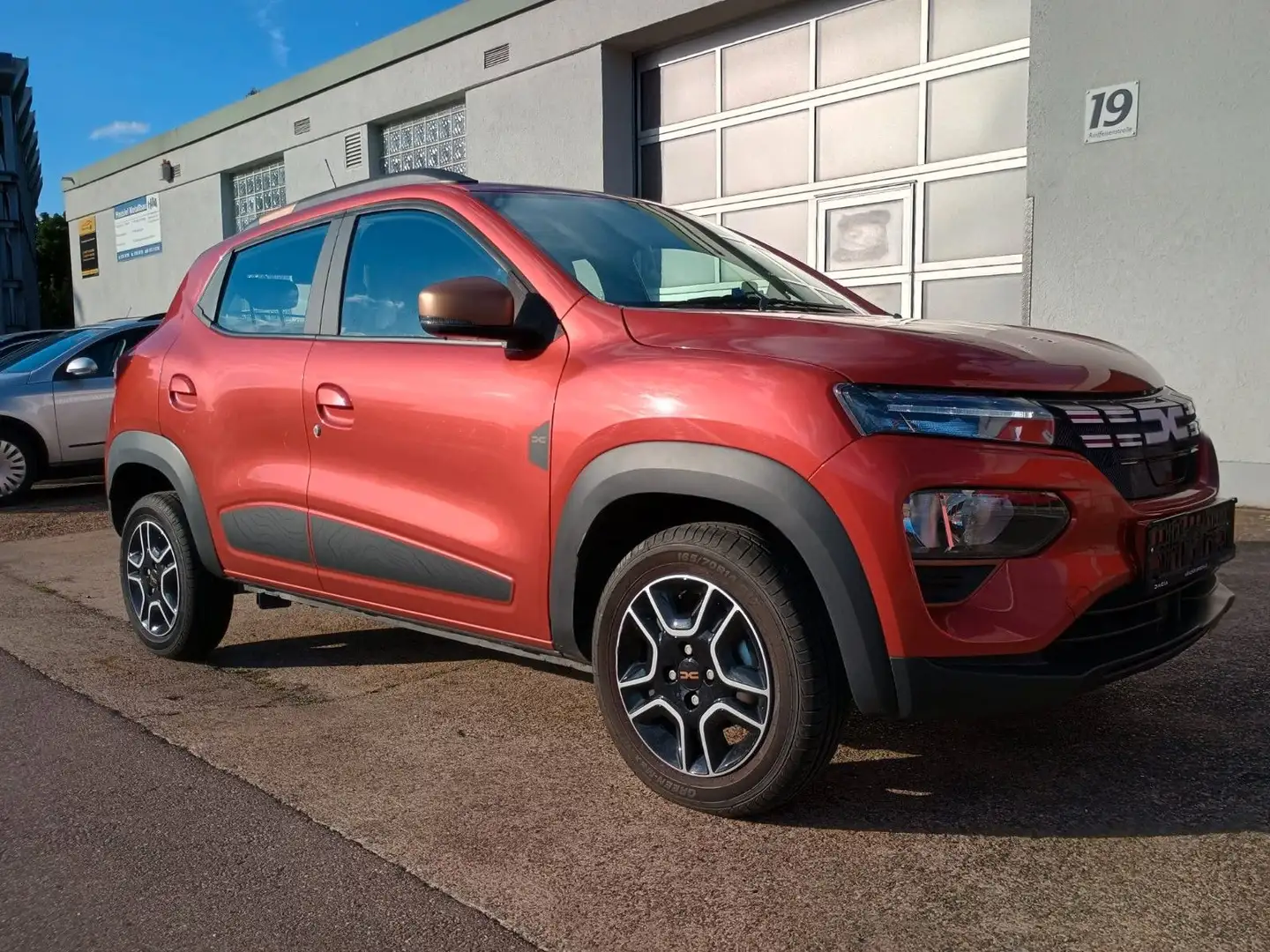 Dacia Spring Extreme  65 PS CCS-SCHNELLLADEDOSE Rot - 2