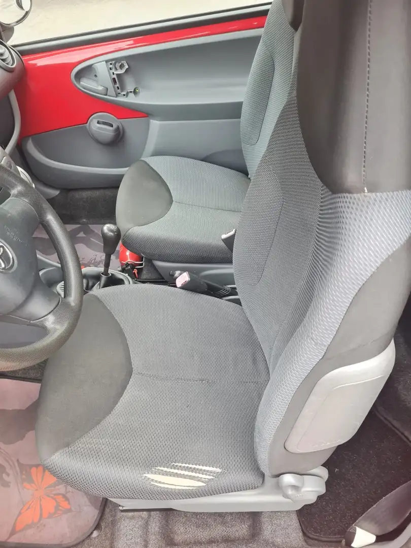 Toyota Aygo 1.0 VVT-i Les Bleus 2008 - 1