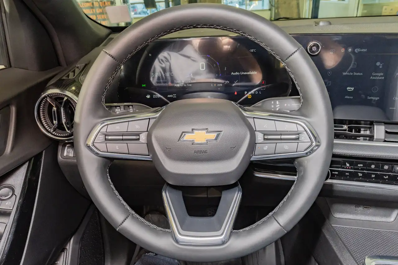 Chevrolet Equinox снимка Chevrolet Equinox