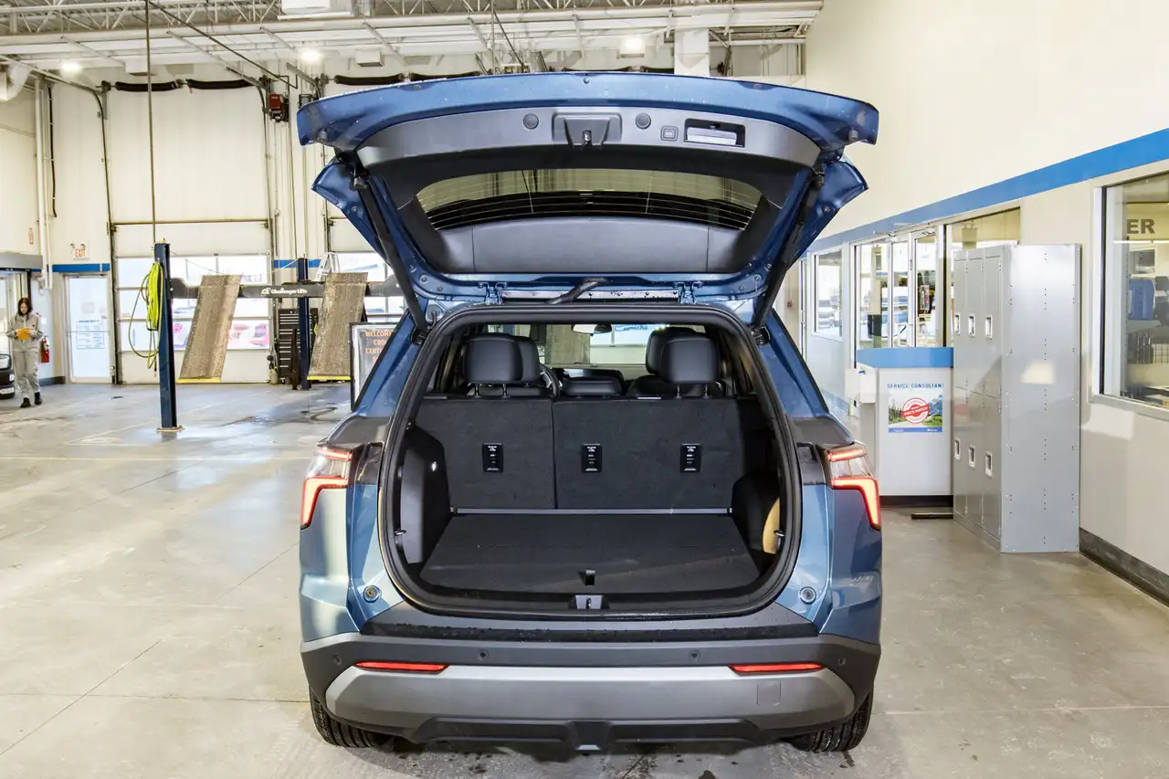 Chevrolet Equinox снимка Chevrolet Equinox