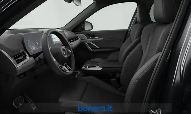 BMW X1 view 4