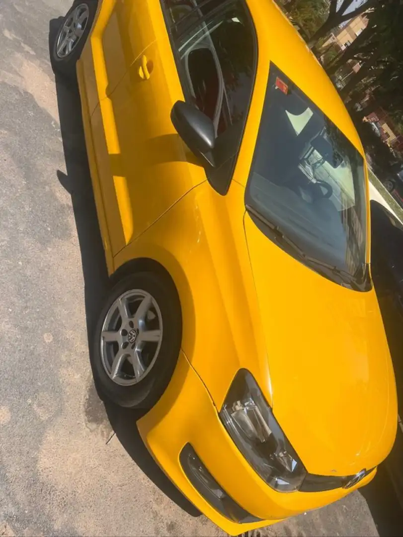 Volkswagen Polo 1.6TDI Advance 90 - 1