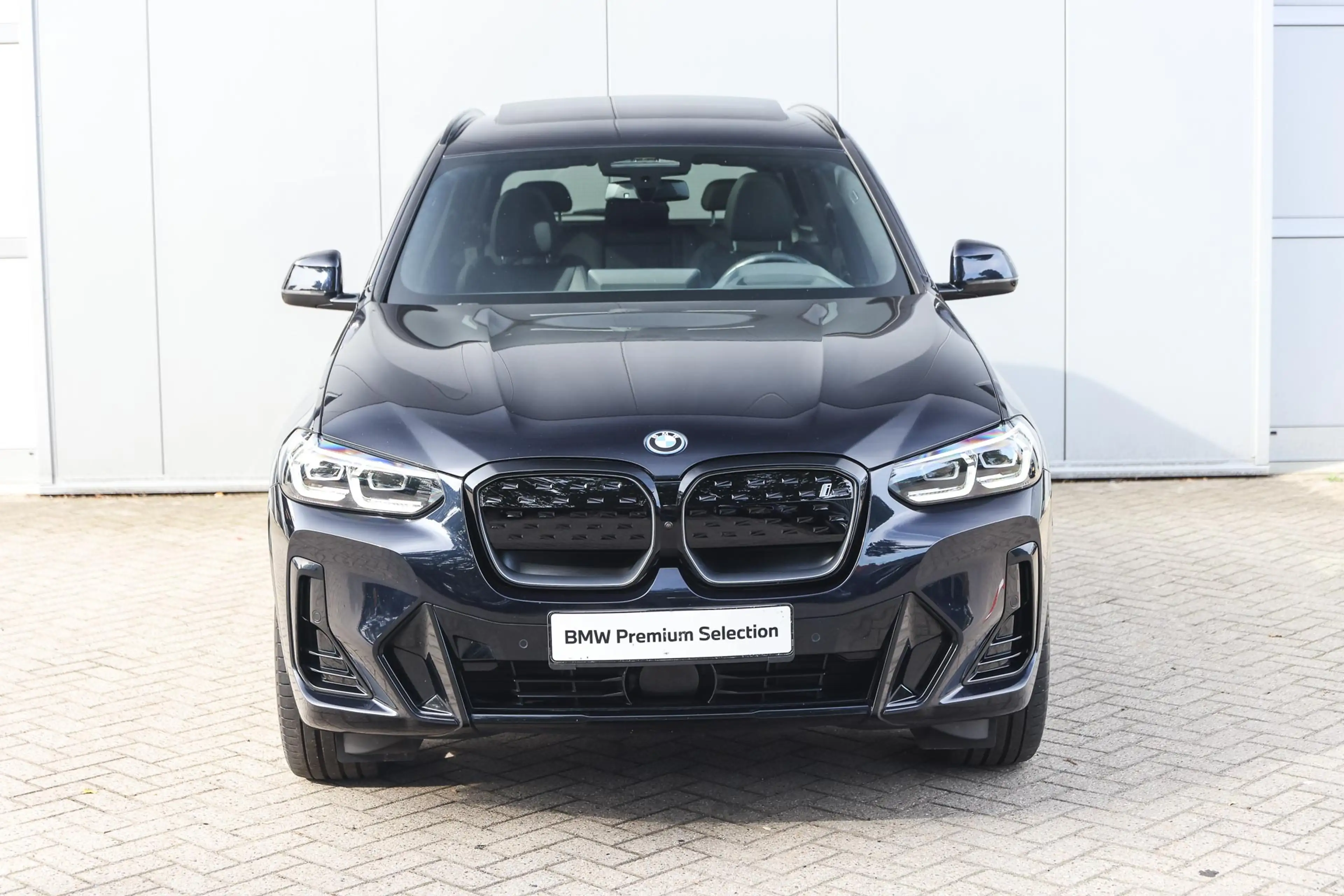 BMW iX3 High Executive / Sportstoelen / Comfort Access / A — photo 6