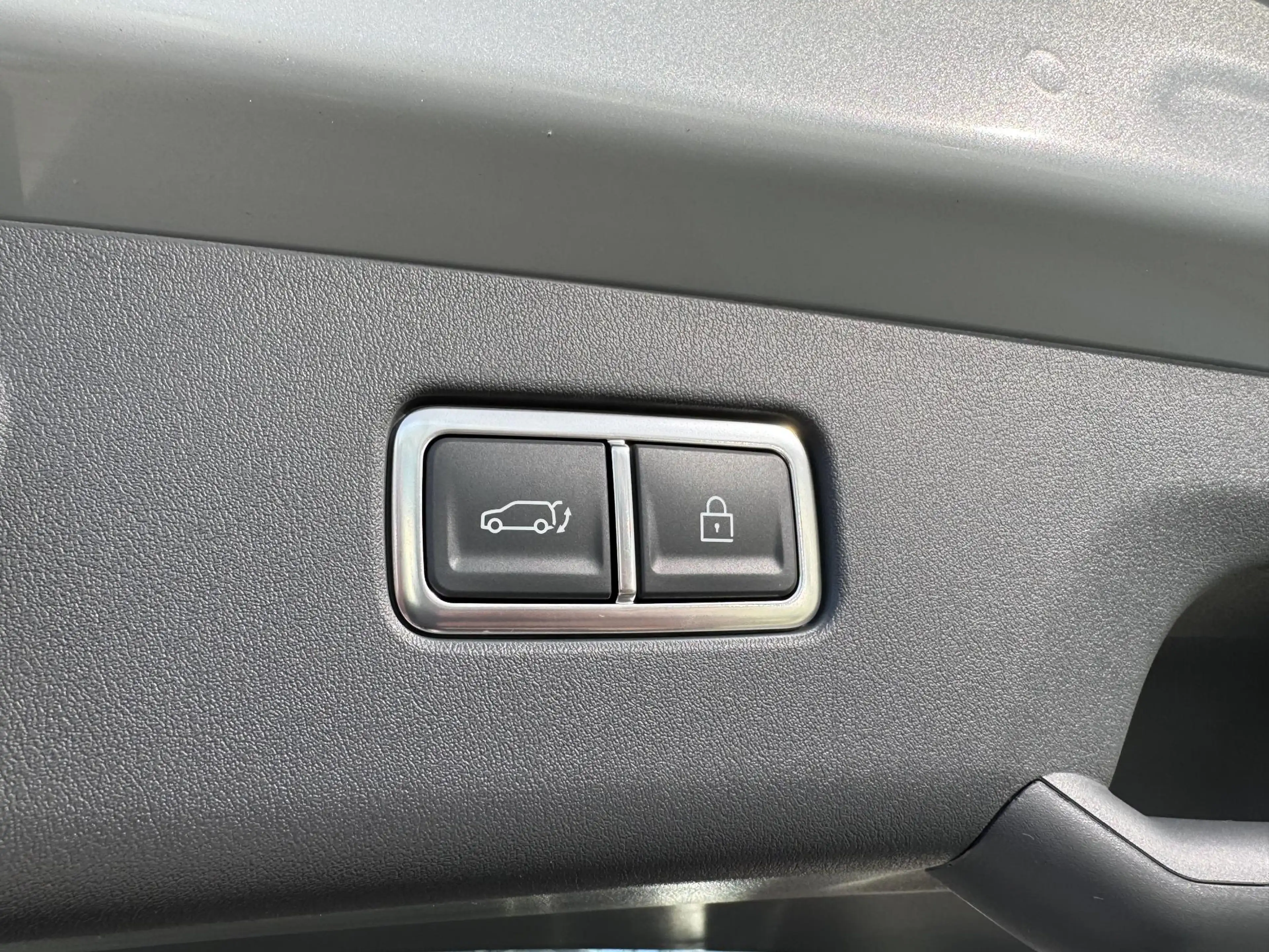 Kia EV9 First Edition 76.1 kWh Demo-auto ! | Kmstand kan i — photo 14