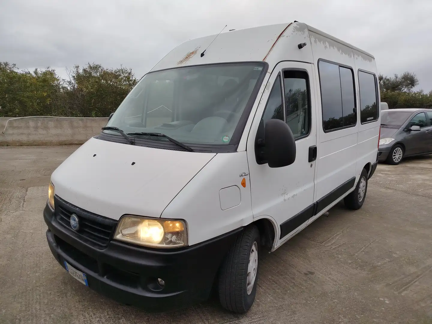 Fiat Ducato 9 POSTI 2.8JTD DE LUX GRAN TURISMO PATENTA B Weiß - 2