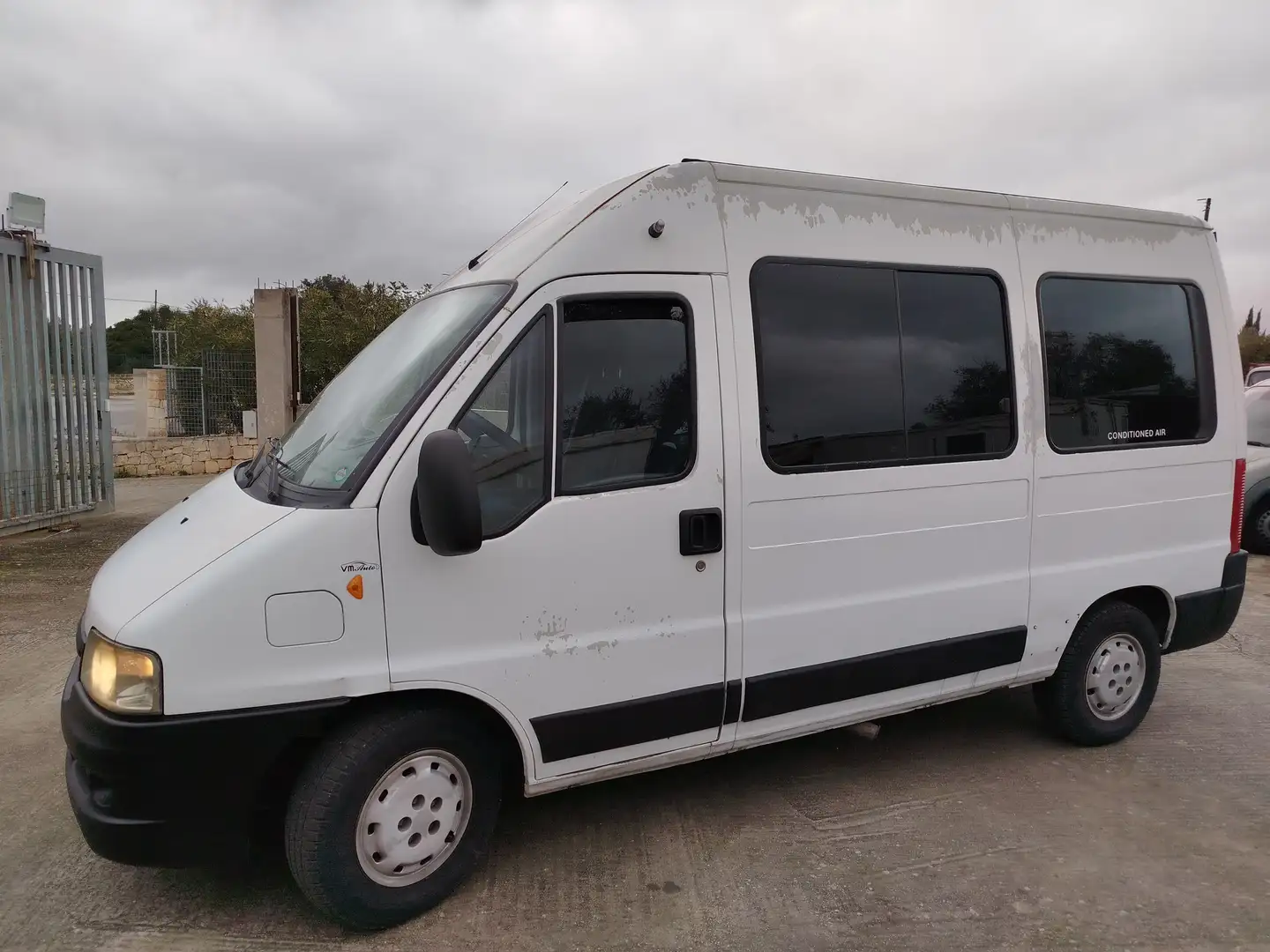 Fiat Ducato 9 POSTI 2.8JTD DE LUX GRAN TURISMO PATENTA B Weiß - 1