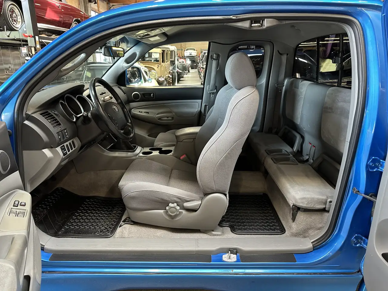 Toyota Tacoma снимка Toyota Tacoma