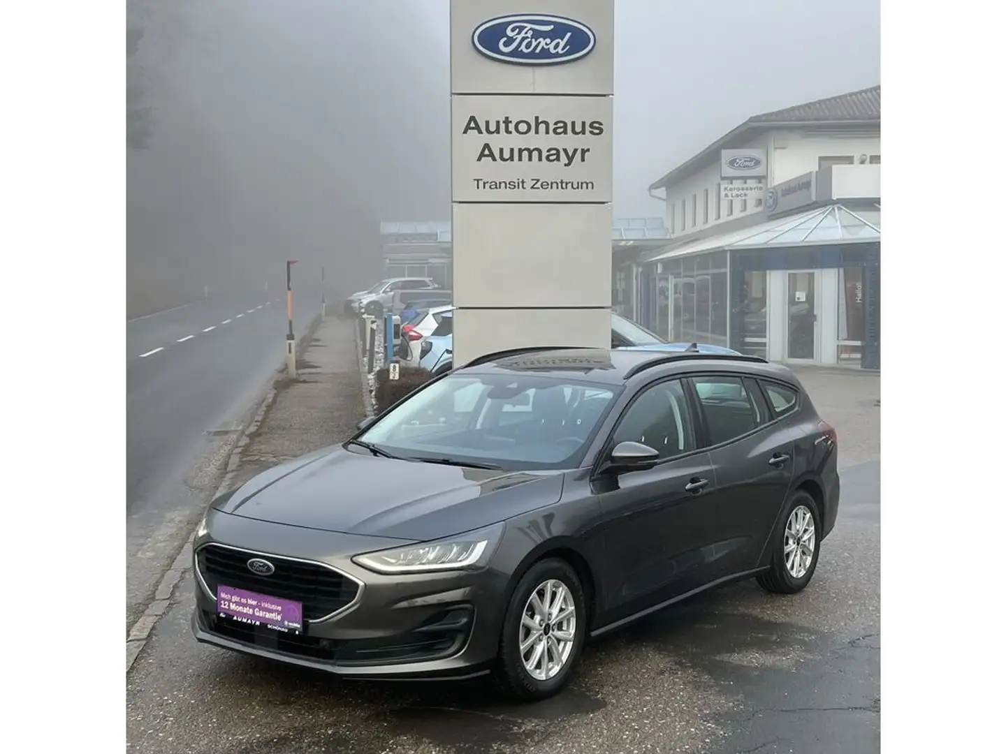 Ford Focus Cool&Connect Grau - 1