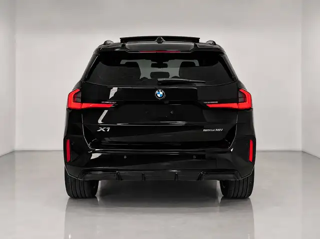 BMW X1 view 5