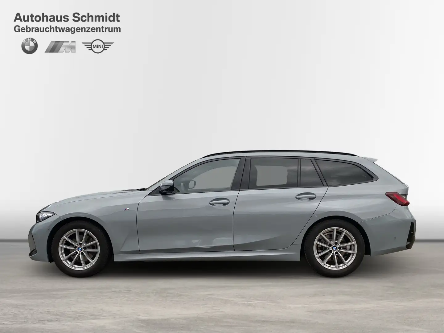 BMW 320 i Touring*M Sportpaket*Pano*Komfortzg*Shz*ParkAssi Grau - 2